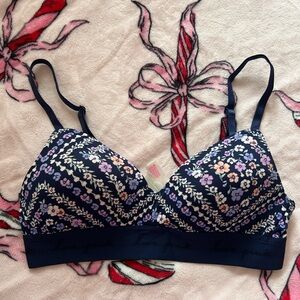Victoria’s Secret PINK blue floral wireless lightly lined bra 32B